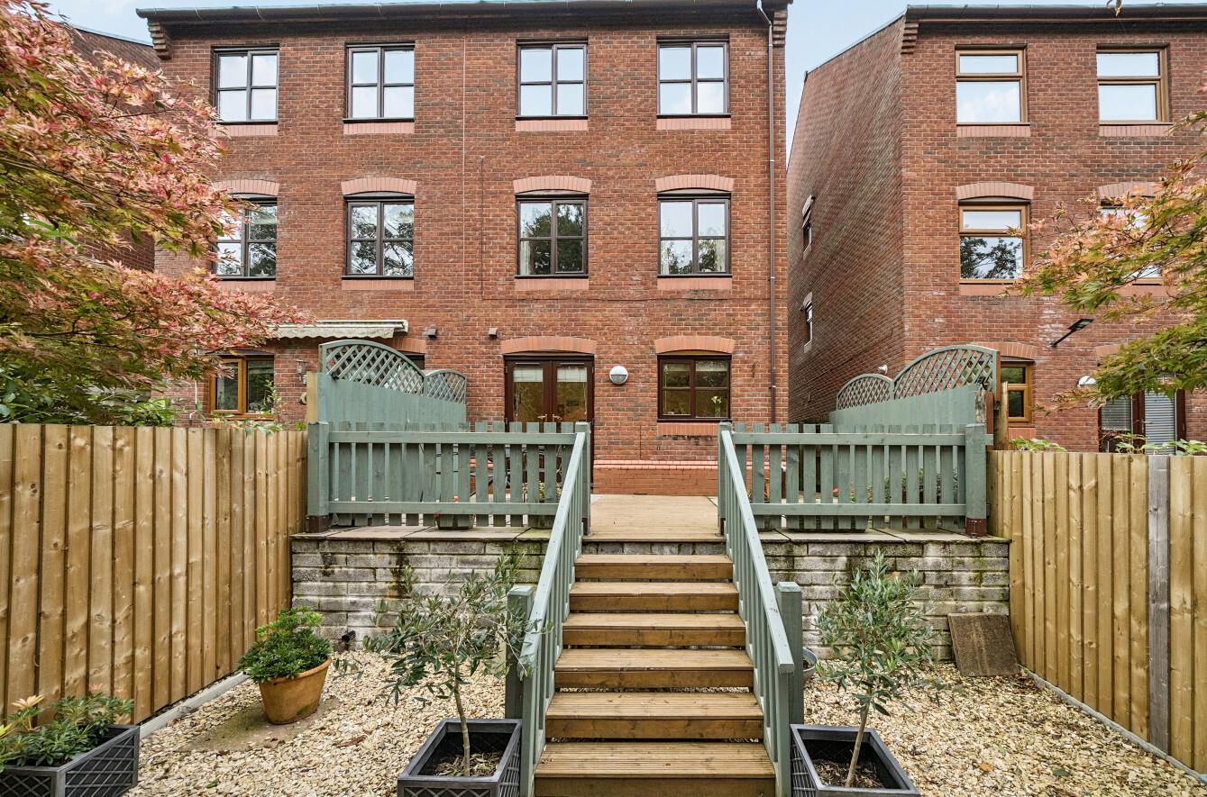 Parc Y Felin, Sketty, Swansea, SA2 8BN